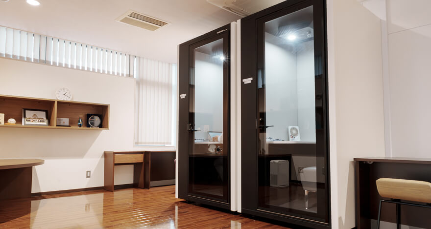 Web会議用ワークブース